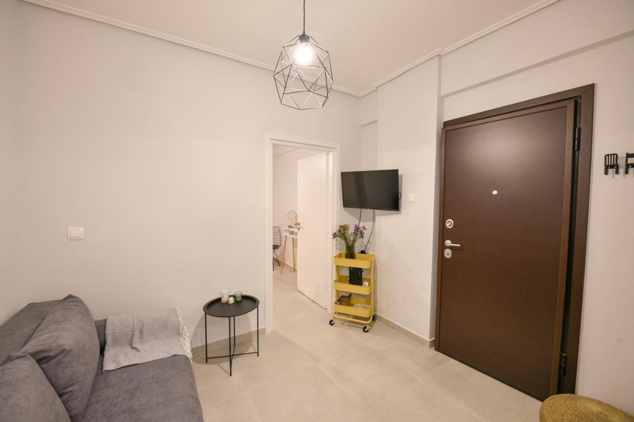 לריסה Modern, Comfortable Apartment, In The Heart Of The City_2 מראה חיצוני תמונה